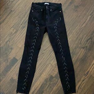Good American Black front lace jeans